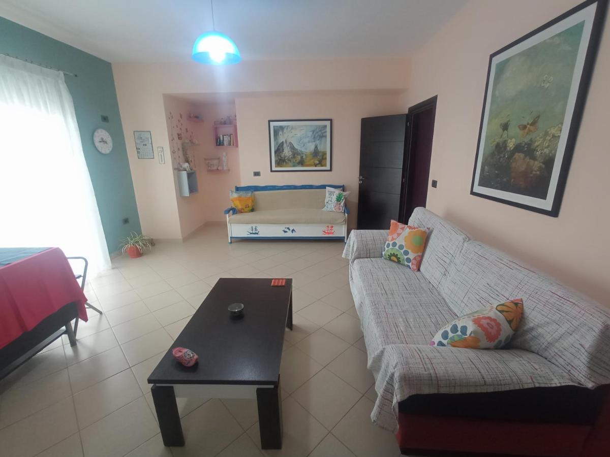 Sunny Apartment Саранда Экстерьер фото
